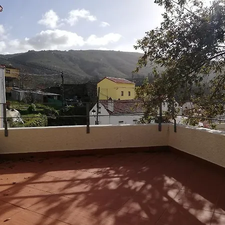 Sambuc'asa - Serra Da Estrela בית כפרי